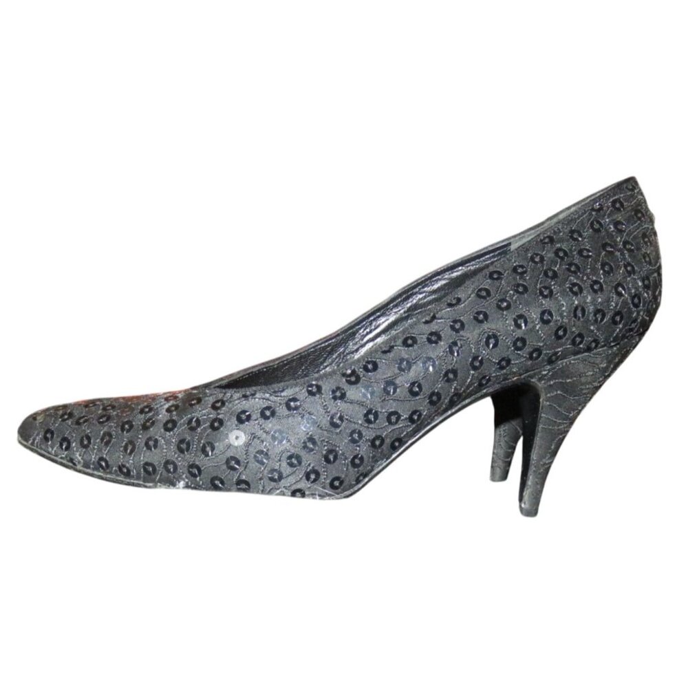 Stuart Weitzman Vintage Black Italian Leather Sequined Pumps size 7.5